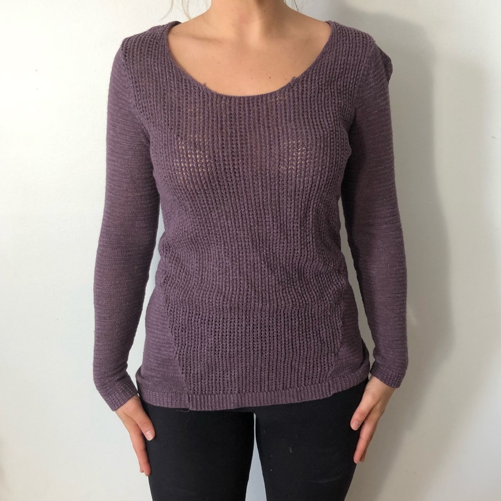 Fitted knit sweater
